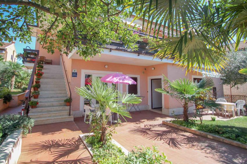 Vakantiewoning Appartement met terras - VW-M8R2 - foto 2