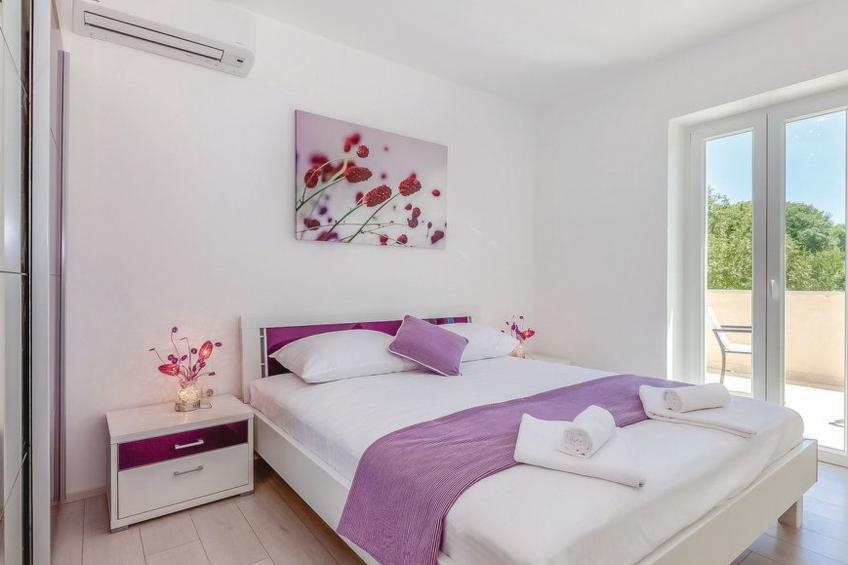 Geräumige, topmoderne Ferienvilla mit eigenem Pool - foto 9