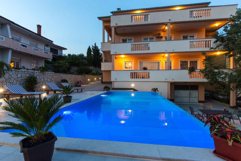Holiday apartment with pool and air conditioning - BF-T7VG - foto 4