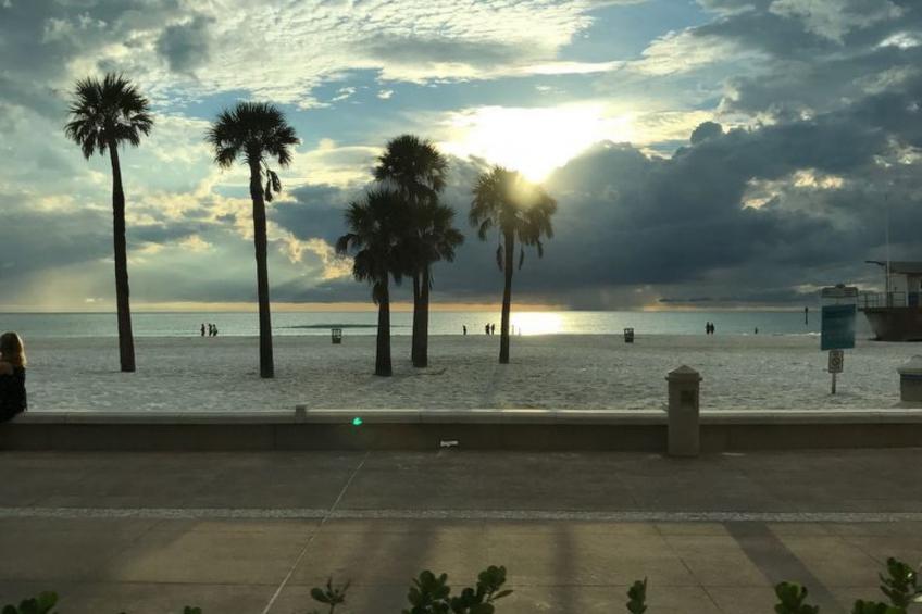 Neu renoviert in geschlossener Wohnanlage, erschwinglich - nur wenige Minuten v - foto 32