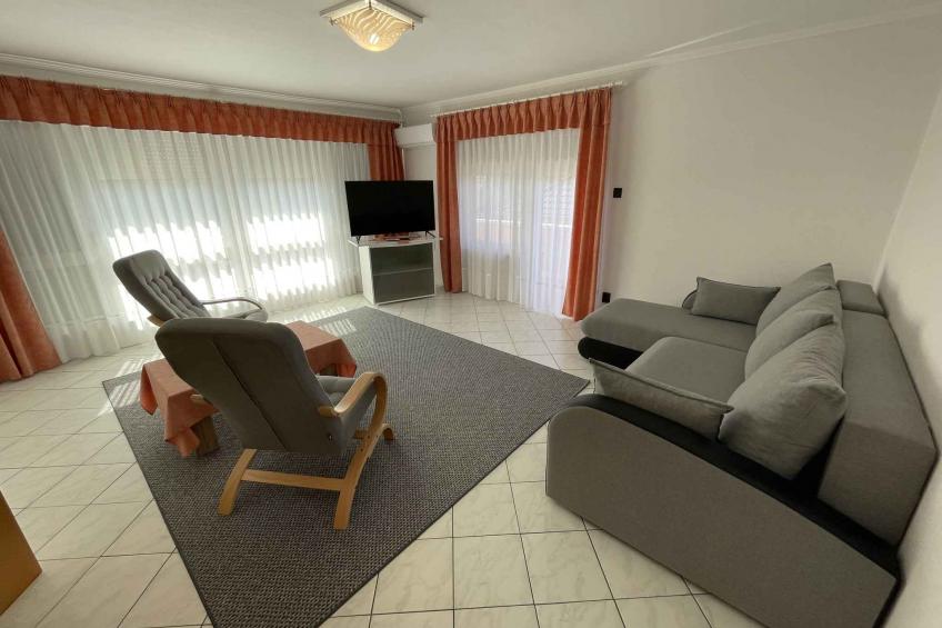 Holiday apartment with barbecue - BF-YMXC - foto 8