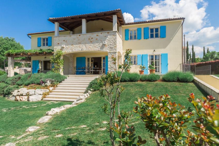 Villa mit Pool, Garten und Sommerküche - foto 5