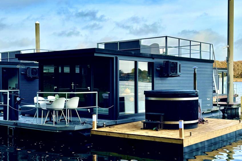 Floating in Limburg - rooftop hottub - foto 10