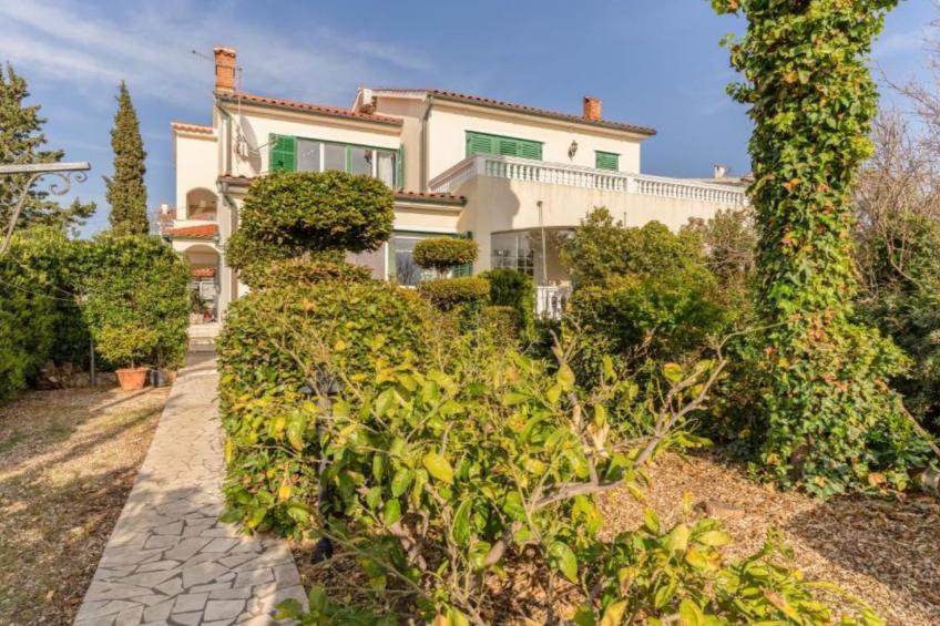 Beachside Serenity Apartments in Barbot - One Bedroom Apartment with Terrace (Owner BLUE) - foto 6