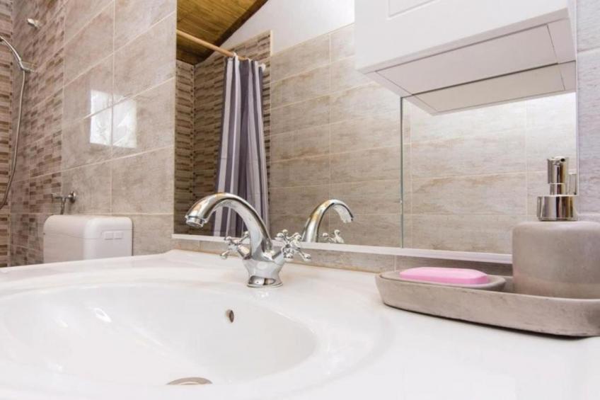 Holiday House Šimun - Three bedroom Holiday house with pool - foto 9