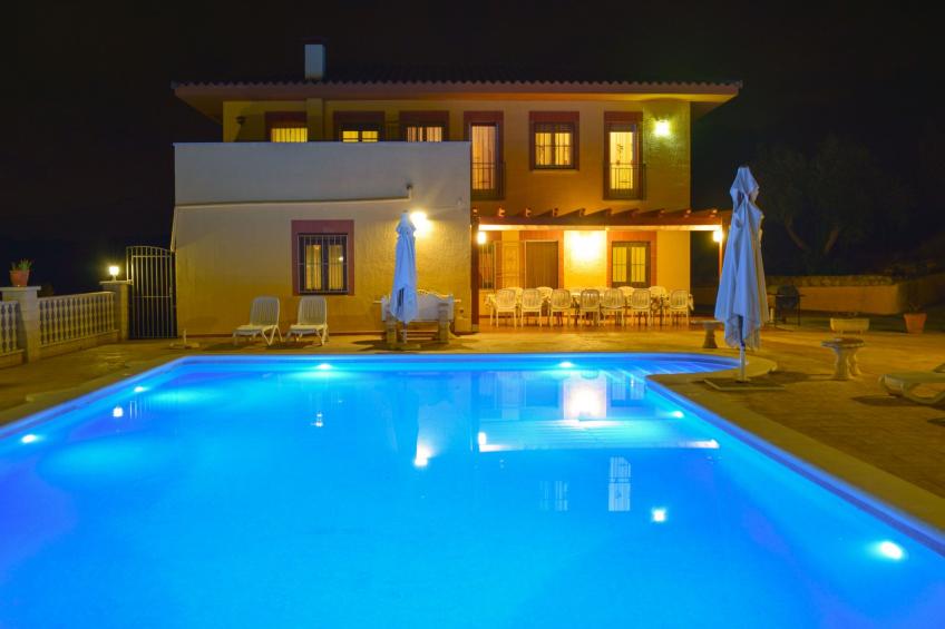 Großes Haus mit Schwimmbad und Barbecue - foto 43