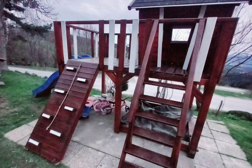 Comfortable Zreče Apartment with Playground and Private Parking, Ideal for Families - One Bedroom Apartment - foto 23