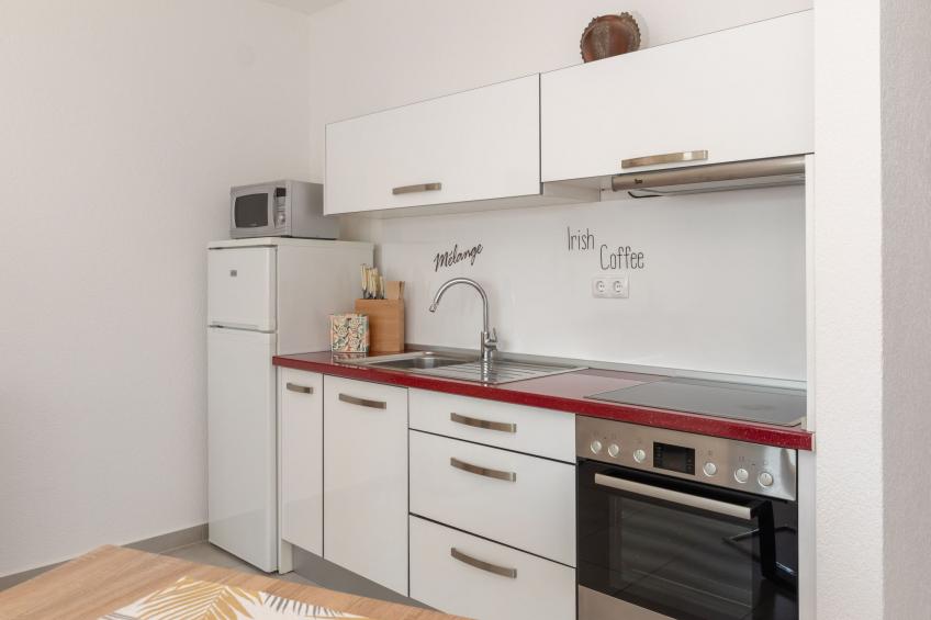 Moderne, helle Ferienwohnung mit Meerblick - foto 10
