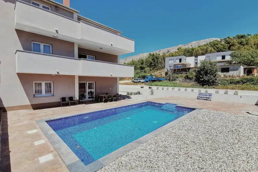 Holiday Home J&D No.2-Nine Bedroom House with Pool - foto 21