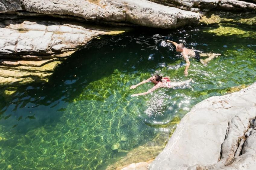 mit Blick auf die Berge - foto 48