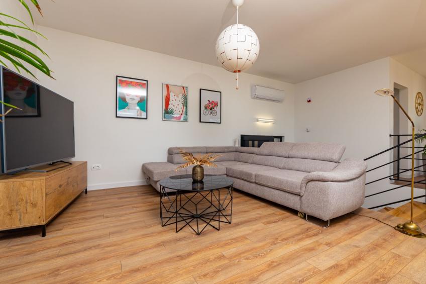 Haus für 9 Personen und 1 Kind in Kastel Luksic - foto 6