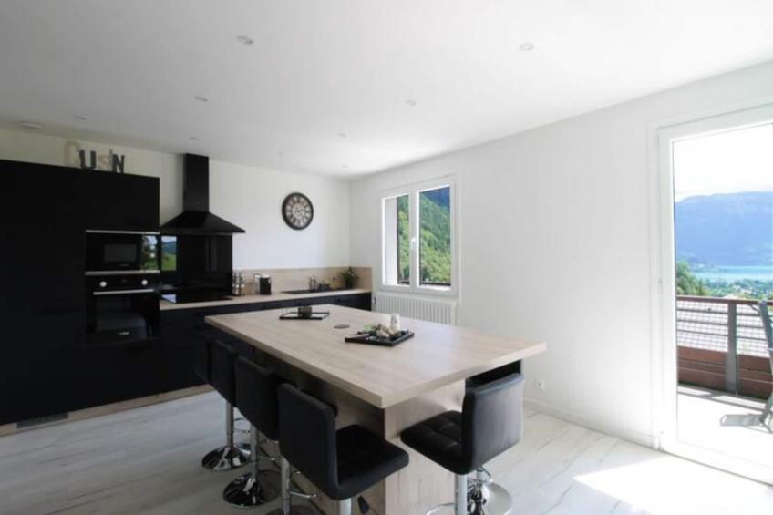 Confortable Chalet - Vue Sur Le Lac D’aiguebelette - foto 11