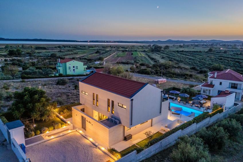 Beautiful villa Lara in Vrana with pool - foto 51