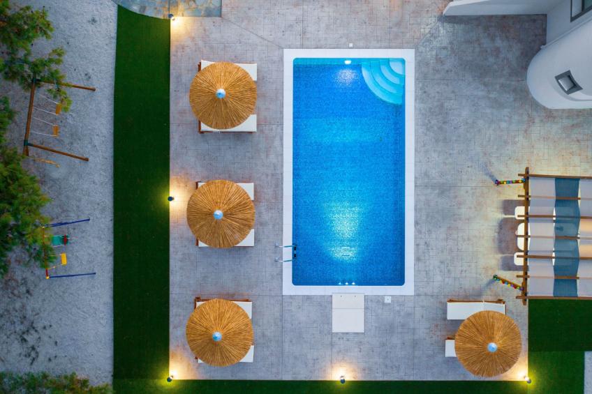 Sun's Reach Villa mit Schwimmbad - foto 17