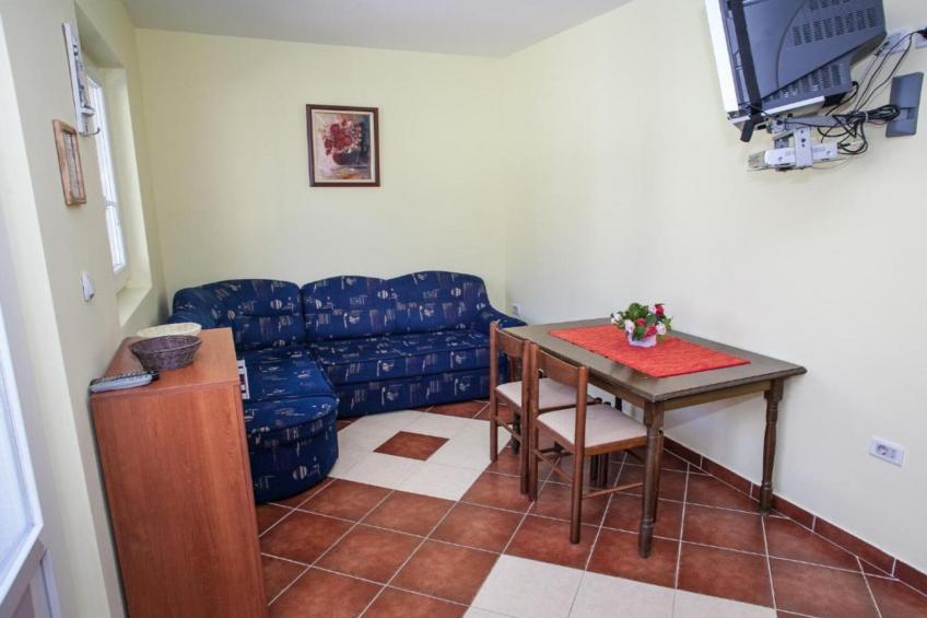 Charming Seaside Escape in Kotor - One Bedroom Apartment with Garden 3 - foto 2