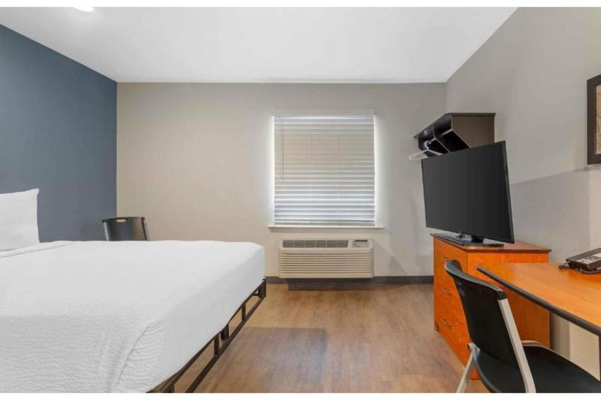 1 Full Bed | Non-Smoking, Kitchen - foto 24