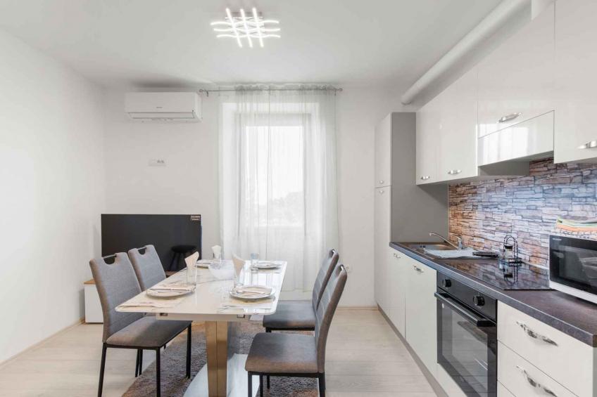 Holiday apartment mit Klimaanlage und Terrasse - BF-68XWP - foto 13
