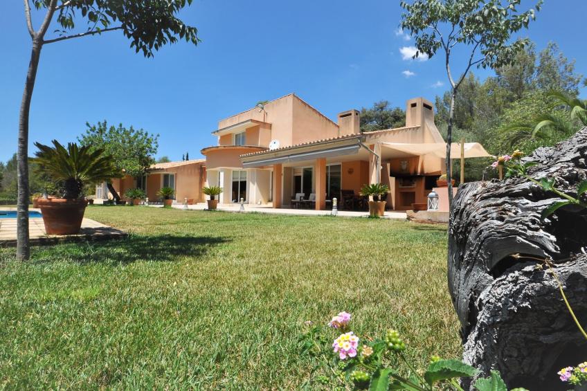 Villa con piscina y pista de tenis privada ideal para familias.  - WiFi Gratis - foto 3