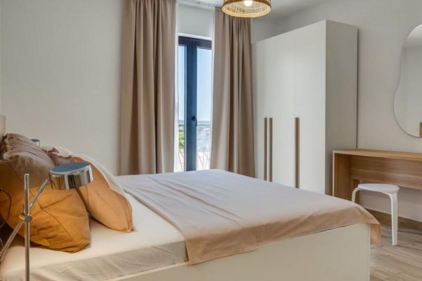Magnificent Villa Oasis with extra large heated po - foto 33