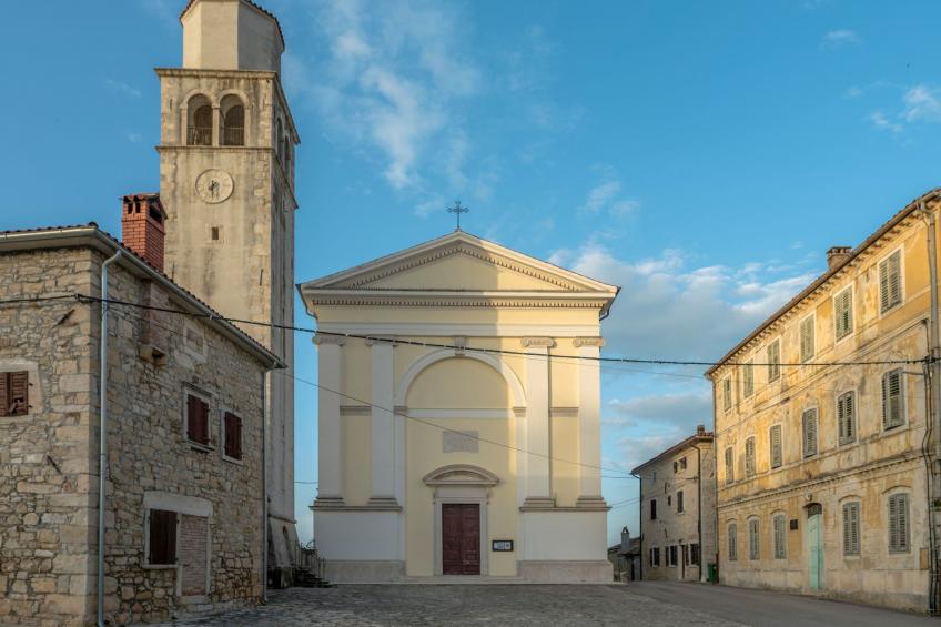 Wunderschön eingerichtete Villa mit Pool und Garten - foto 40