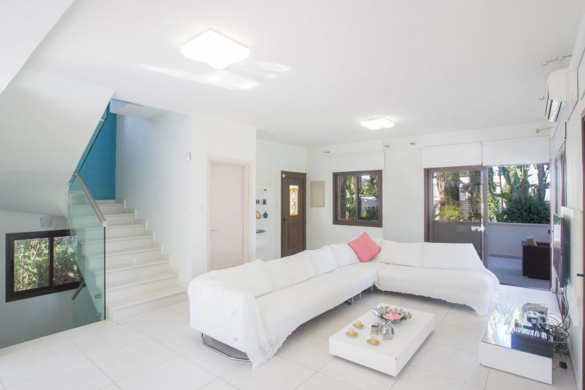 Haus in Ayia Napa mit privatem Pool - foto 9
