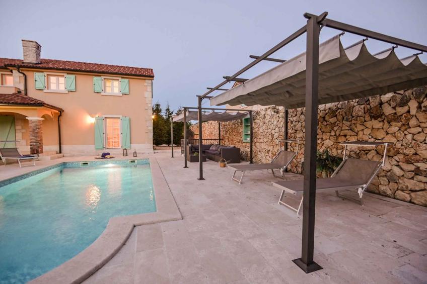 Villa with outdoor pool and air conditioning - BF-3PXRN - foto 3
