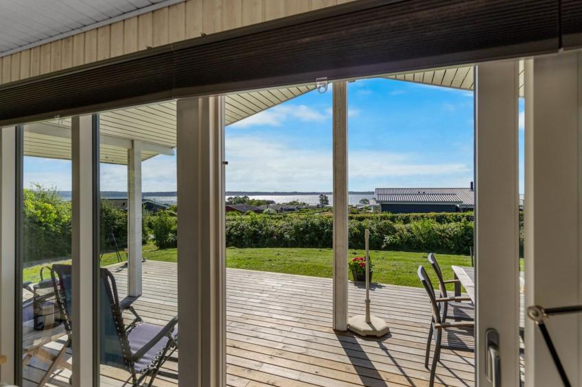 "Dorathea" - 360m from the sea