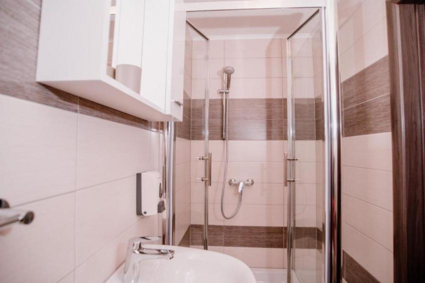 Mountain Serenity Rooms - Double Room with Balcony  2 - foto 6