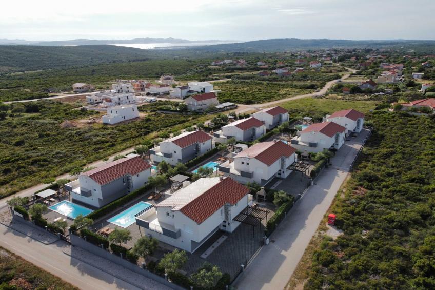 Luxury Escape with Swimming Pool & Modern Design - Deluxe Four Bedroom Villa with Sea View and Private Pool (Villa 5) - foto 35