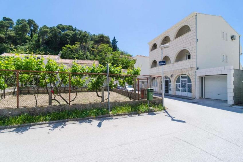 Apartments & Rooms Barišić - Studio Apartment with Balcony and Garden View (First Floor)-APT 2 - foto 18