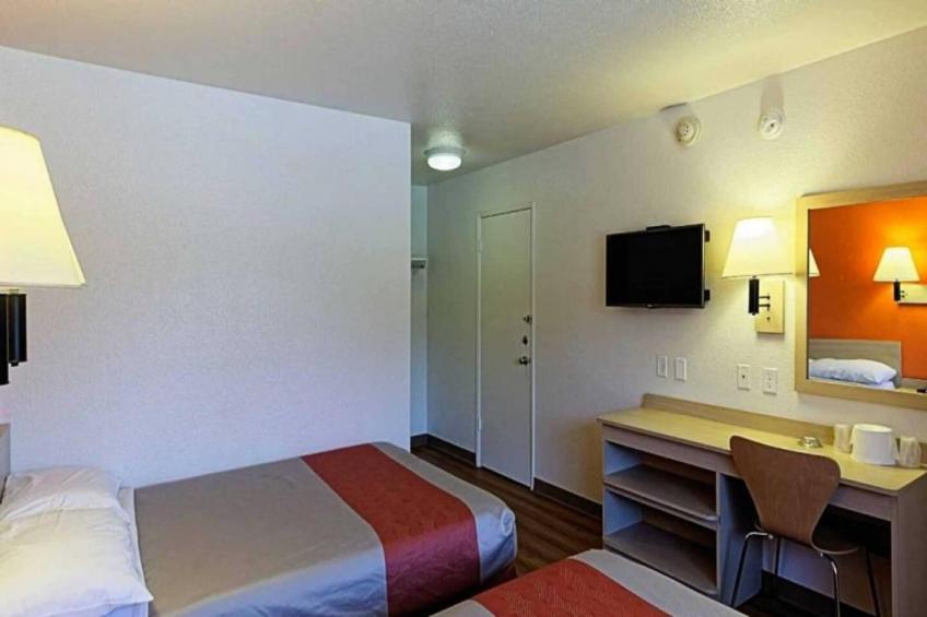 2 Full Beds  Micfridge - foto 6