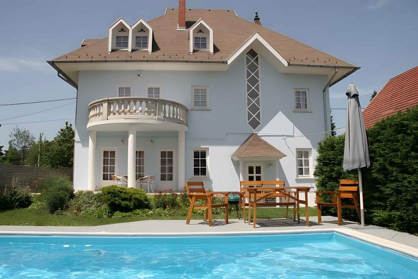 Vakantiehuis Villa met zwembad op slechts 350 meter van het gratis strand - VW-YH997 - foto 2