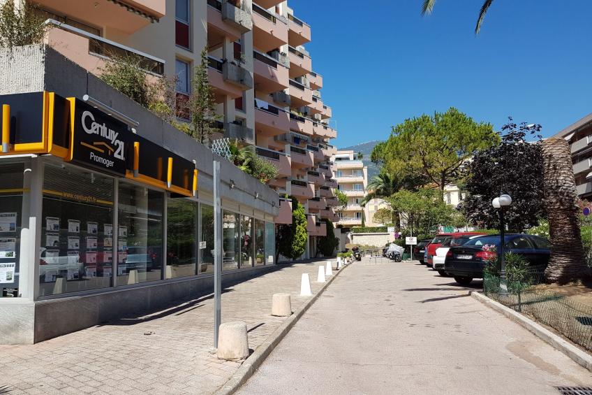 Ruhige Tourismusmöblierung mit Balkon und Pool - foto 6