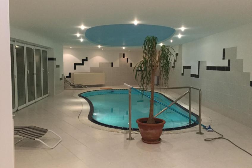 mit Privatpool für 11 Personen + 1 Kind ca. 500 m²in Pardubitz, Böhmen (Os - foto 18