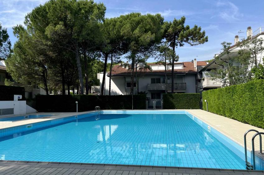 Vakantiewoning met airconditioning, balkon en zwembad - BF-JBMJM - foto 23