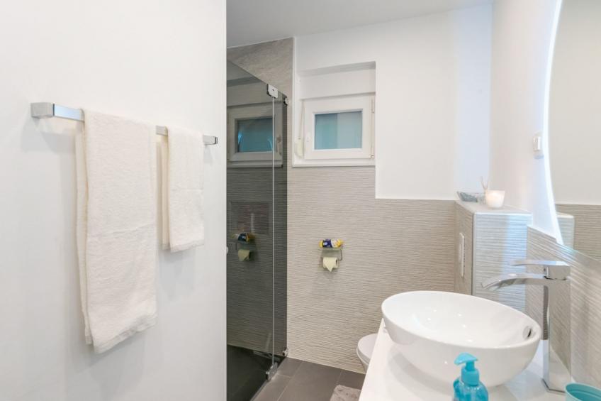 Neue Villa mit Pool und Meerblick - foto 28