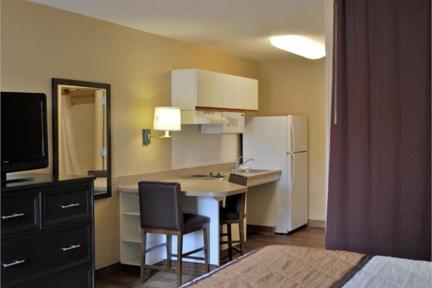 2 Queen Beds  Non-Smoking Kitchen - foto 38