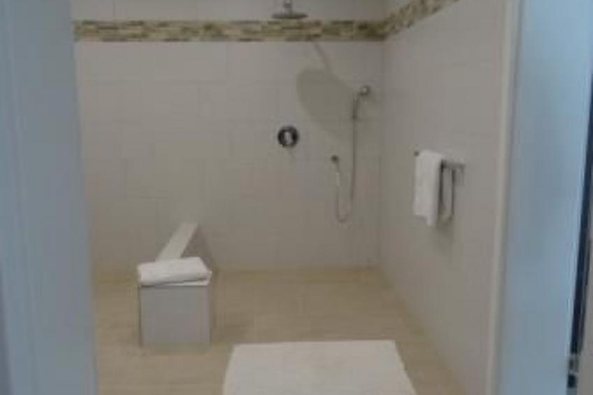 Modern eingerichtete Suite mit Terrasse - foto 9