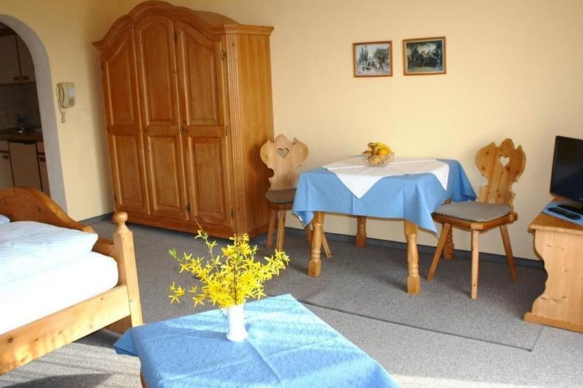 Appartementhaus mit Balkon und Gemeinschaftsgarten - foto 3