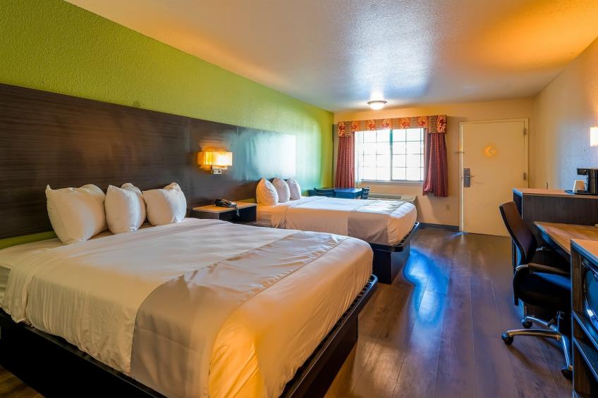 2 Queen Bed