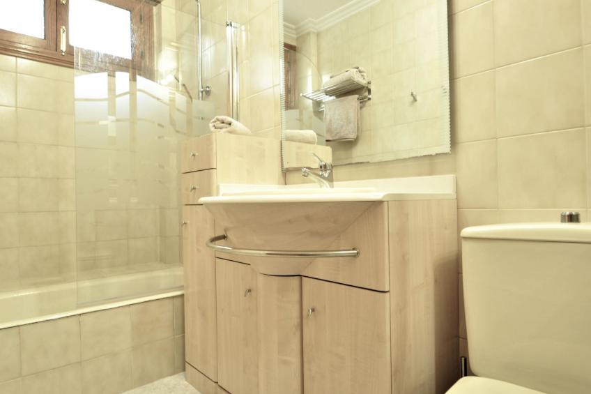 CA NA MALEN Hermosa casa para familias con gran piscina, jardín. - WiFi Gratis - foto 31