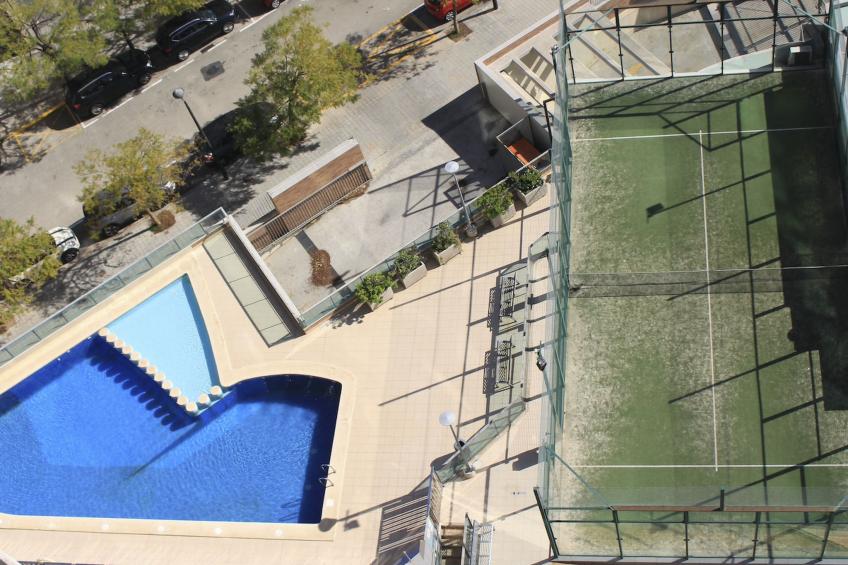 Luxuriöse Wohnung mit 1 Schlafzimmer, Balkon und Pool - foto 2