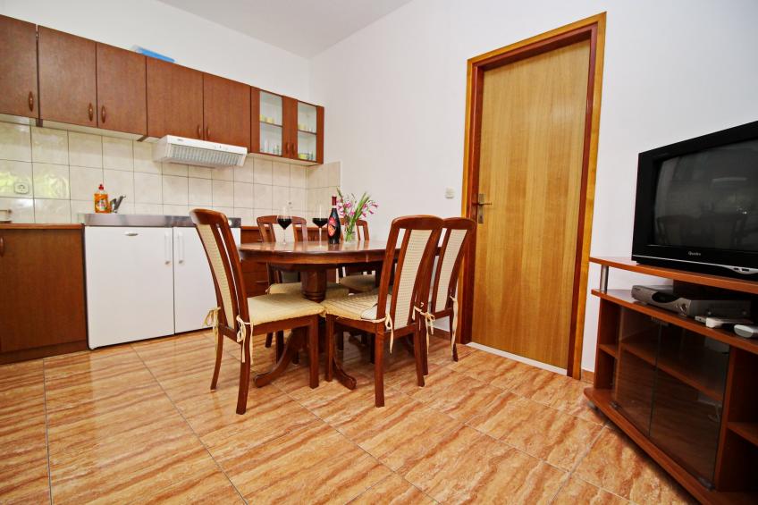 Apartments Veselka, Lumbarda  - One Bedroom Apartment with Terrace and Garden  View (Apt 6)