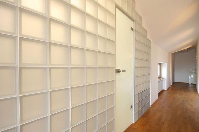 Luxuriöse Altbau-Dachgeschosswohnung in Prag - foto 33