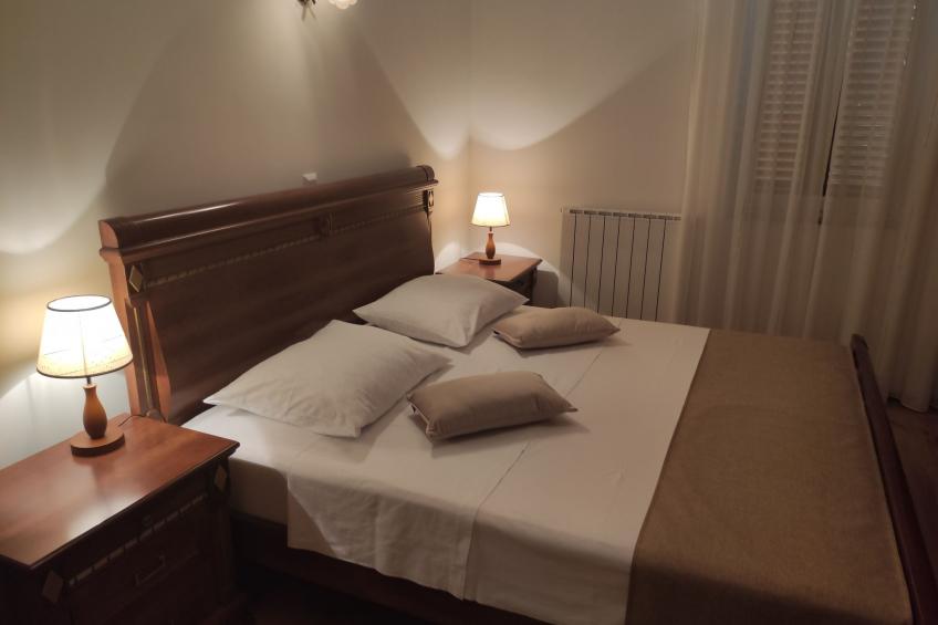 Große Wohnung in Gabonjin mit Großem Garten - foto 14