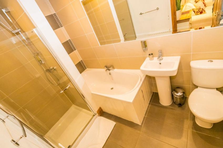 Anwesen mit Pool - foto 13