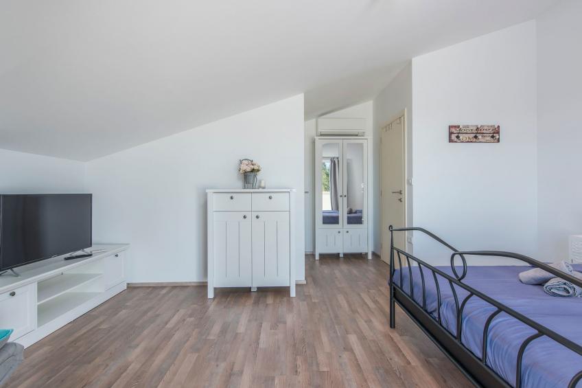 Kuca Renata - foto 33