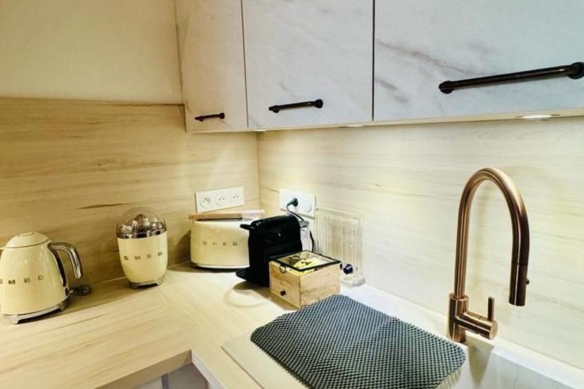 Wunderschöne renovierte Wohnung mit vollem Meerblick - foto 10