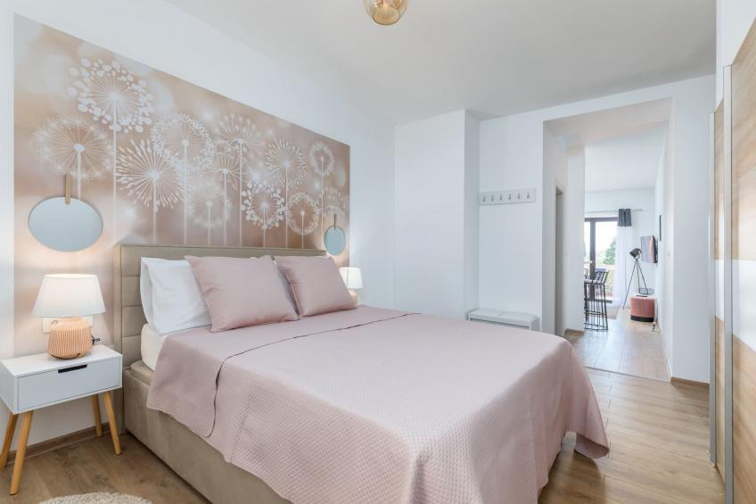 Lovely Apartment Marceta with Shared Pool (2) - foto 13