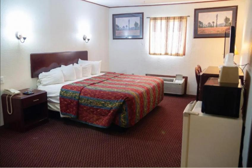 King Bed with Kitchenette Non-Smoking - foto 10